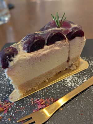 Cheesecake at The Little Poet in Hobart