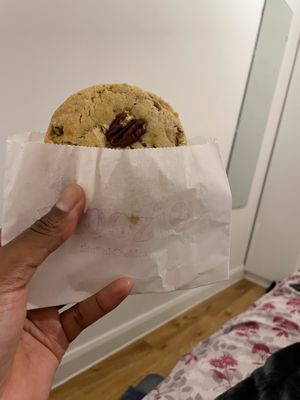 caramel pecan cookie at Floozie Cookies in London