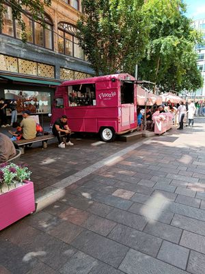 Location of the Floozie next to Harrods. at Floozie Cookies in London