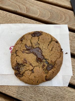 chocolate chunk cookie   at Floozie Cookies in London
