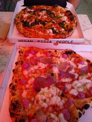  at Mastino Pizza in Amsterdam