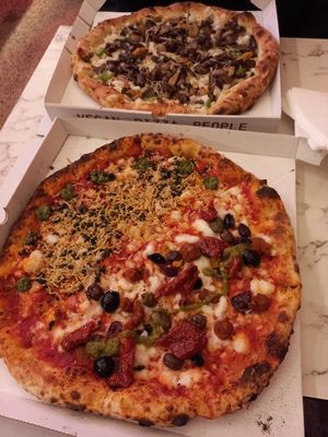  at Mastino Pizza in Amsterdam