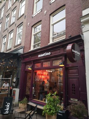 Outside at Mastino Pizza in Amsterdam