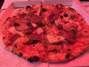 5 Seasons Pizzaa  at Mastino Pizza in Amsterdam