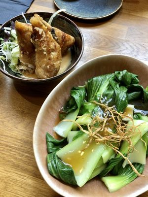 Spring rolls and pak choi at Ouai in Leipzig