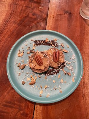 Crudivegan walnut cookies   at Casa Maca in Valladolid