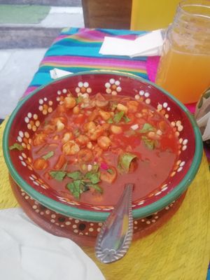 Pozole (foto tomada ya medio comido🙈) at Guanajuatito Restaurante in Guanajuato