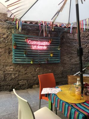 Outside seating  at Guanajuatito Restaurante in Guanajuato