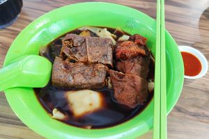 Kway Chap at Vegetarian 斋 - Geylang Bahru in Central Singapore
