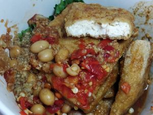 White stinky toufu. Menu Item A3 at Man Kou Xiang Stinky Tofu 满口香素食臭豆腐 in West Singapore