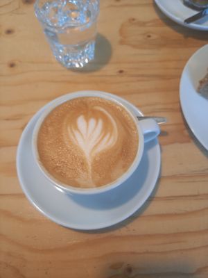 Cappuccino mit Hafermilch at KAWA in Dresden