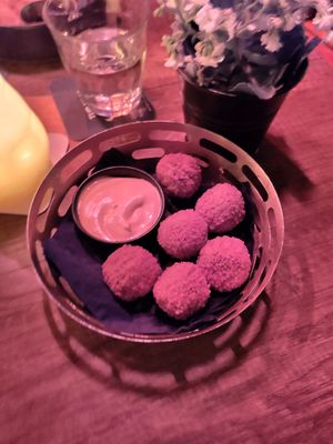 Bitterballen at Eetcafé de Sjampetter in Deventer