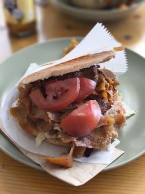 Veganer Döner mit Saitan 🌱 at KartoffelKonig - Willy-Brandt-Platz in Munich