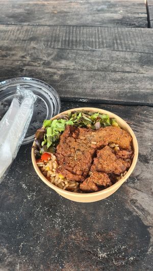 Thai Chik'n Rice Bowl at Eleven Oh 7 in Saint Michael