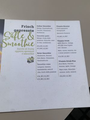 Smoothies  at Mein Beck in St Michael