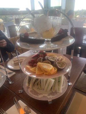 Vegan afternoon tea  at Six in Cambridge