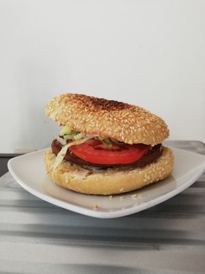 Hamburger bagel at Cafetería 1987 in San Luis Potosi