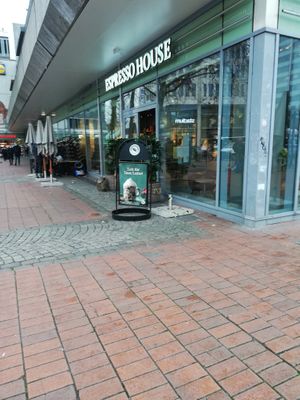 Espresso House - Bahnhof Altona  at Espresso House - Scheel-Plessen-Straße in Hamburg
