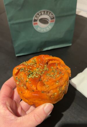 Pumpkin Bun  at Espresso House - Scheel-Plessen-Straße in Hamburg