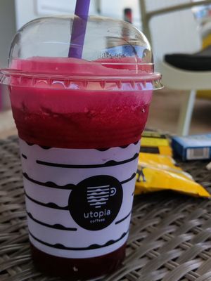 Beetroot Apple Ginger Juice at Healthy Life Kitchen - Bio Store in Ayia Napa