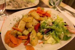 Tempeh with mixed vegetables at Suribachy in Catania