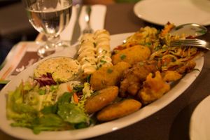 Plate of mixed appetisers (for 2) at Suribachy in Catania