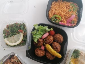 Vegan mezze for 2 at M.Houmous in Nancy