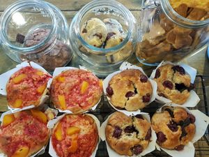 House made muffins, dog treats , choc chip or choc hazelnut cookies. All vegan at A Good Little Thing in Tootgarook