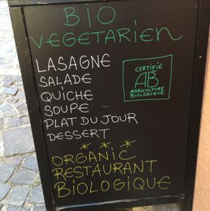 Organic Vegetarian with a daily vegan option at Chez Helen in Antibes