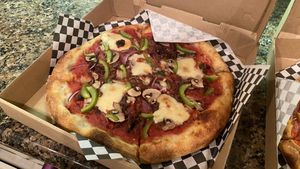 Italian pizza at Lolly's Pantry in North Palm Beach