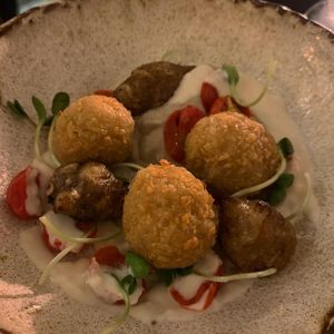 Falafel & Jerusalem artichoke at Salt in Porvoo