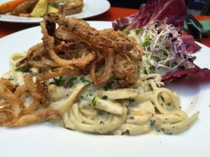 yum! at Viasko - Bar und Restaurant in Berlin