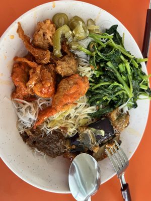 $4.20 wa hawker Centre so expensive   at Su Yuan Vegetarian 素缘 - Bedok in East Singapore