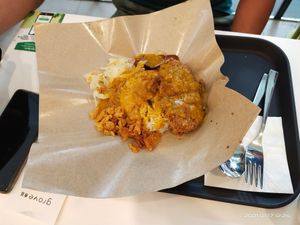 Hainan Chicken Chop Rice (looks different from photo shown) at Grove 素林 - Canberra in North Singapore