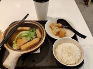  at Grove 素林 - Canberra in North Singapore