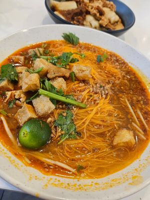 Mee siam ~ 20/1/24 at Grove 素林 - Canberra in North Singapore