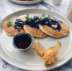 Lemon and blueberry pancakes  at Astoria Bistro Botanique in Gatineau