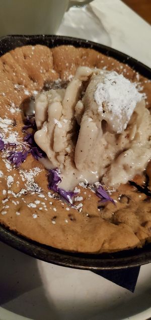 Biscuit skillet at Astoria Bistro Botanique in Gatineau