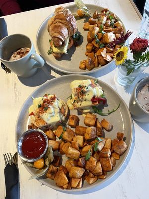 They have the best “eggs” benedict, highly recommend their smoked salmon!  at Astoria Bistro Botanique in Gatineau