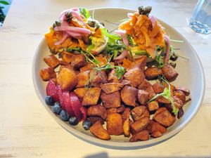 Benny "Saumon" Fume at Astoria Bistro Botanique in Gatineau