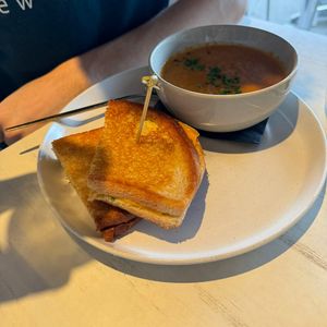 Jalapeño grilled cheese and tomato soup.  at Astoria Bistro Botanique in Gatineau