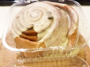 Cinnamon roll at Sinfull Bakery in Houston