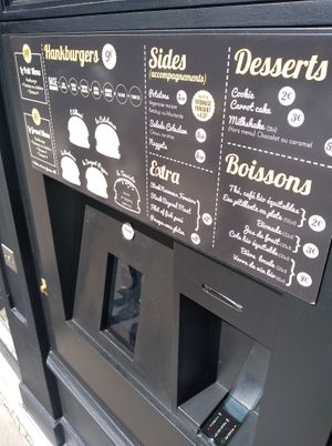 Menu tablette extérieur  at Hank Vegan Burger - Oberkampf in Paris