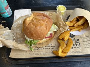 Menu sg pepper  at Hank Vegan Burger - Oberkampf in Paris