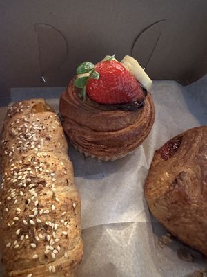 Cruffin  at Le Petit Monstre in Brooklyn