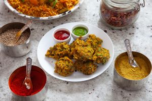 Starter: Kale Baji(vegan) at Shri Lakshmi Foods in East London