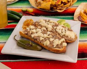 Molletes sencillos  at Tapatia Vegan Tacos in Tulum