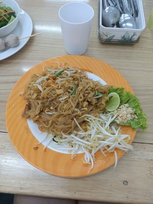Pad Thai without egg at Ming Kwan - Suthep in Chiang Mai