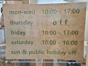 Hours at LouLou Vegan in Jeju