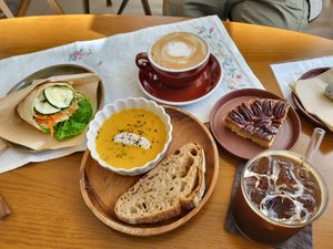  at LouLou Vegan in Jeju